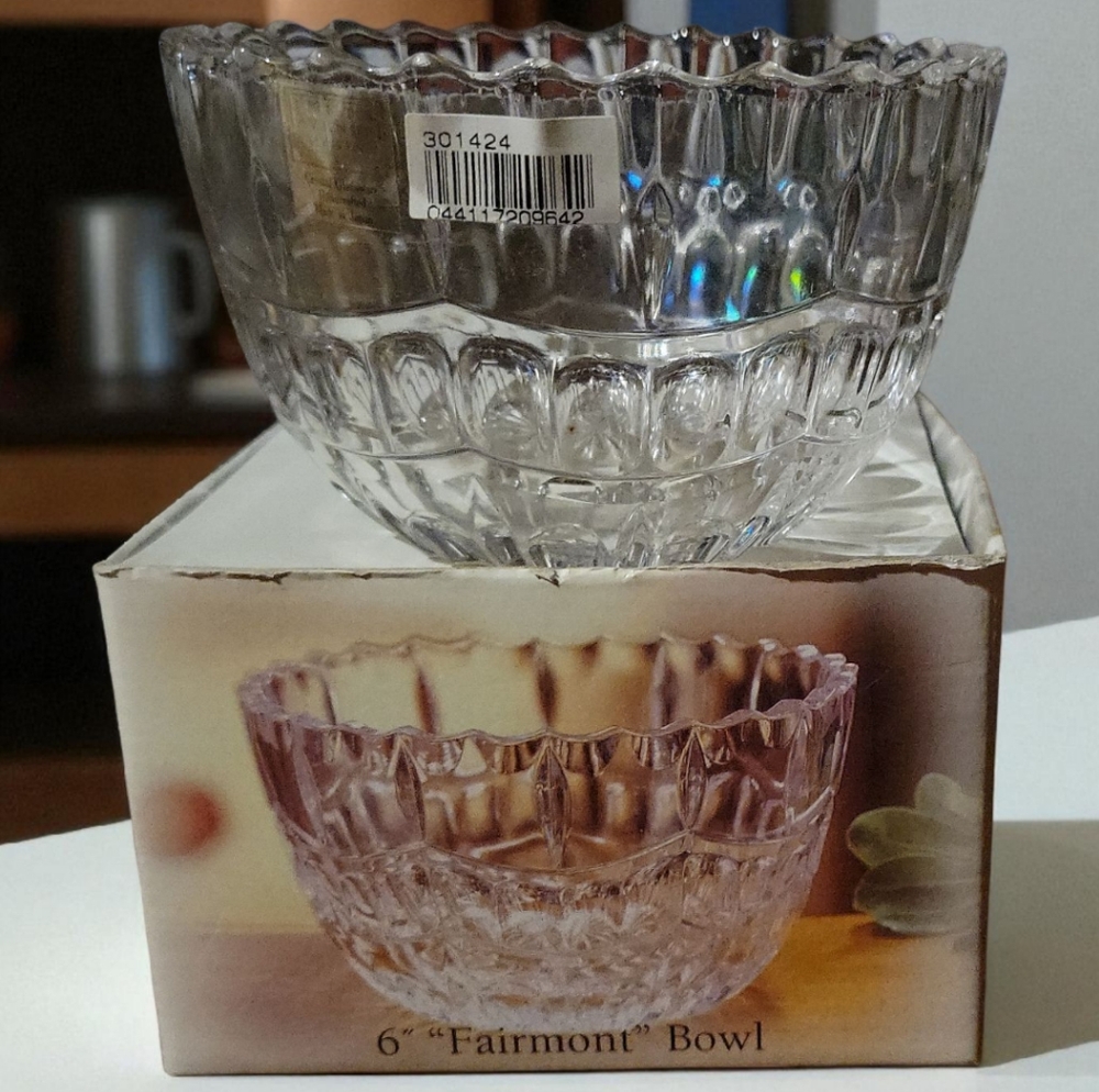 Vtg NWT Fifth Avenue Crystal Fairmont 6" Crystal Clear Bowl New In Box